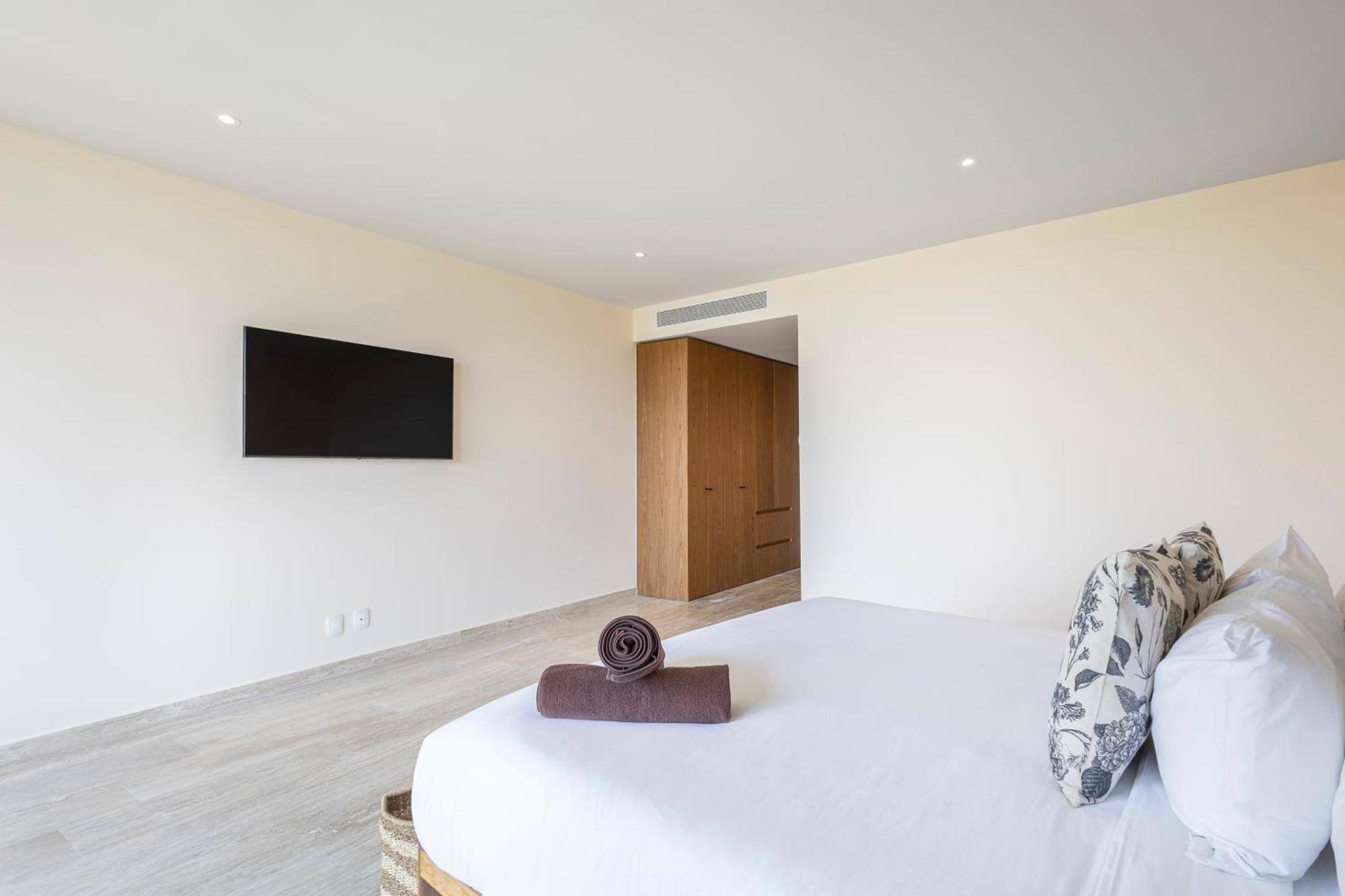 Mistiq Temple Ii Luxury